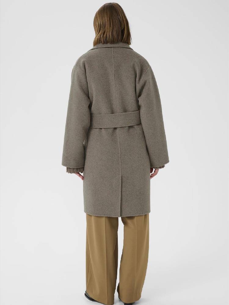 Yillaiw Coat