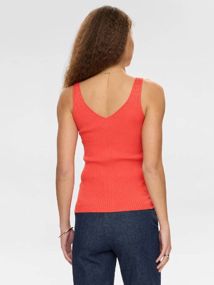 NUCERYS CROPPED TOP