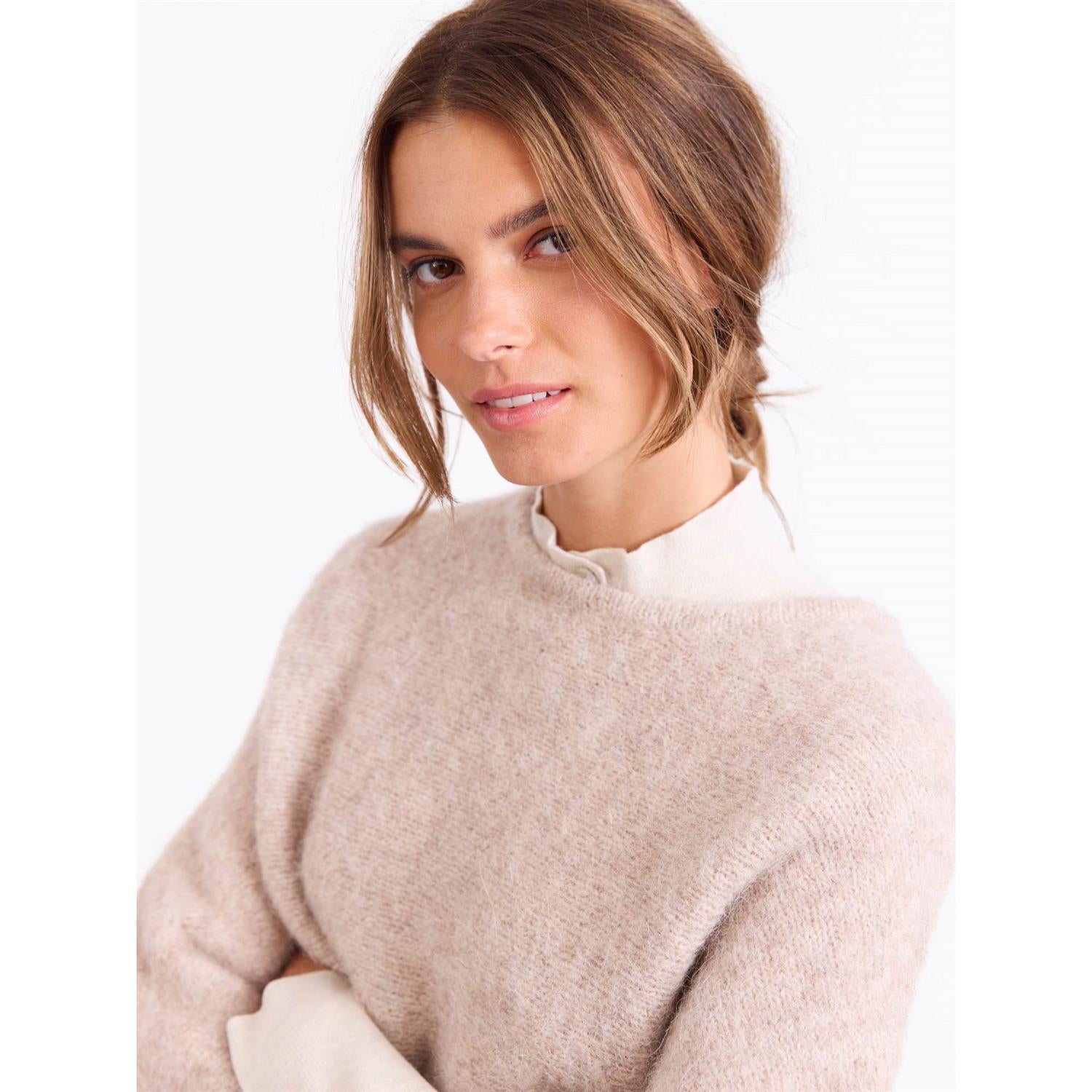 Hanne Poncho/      4