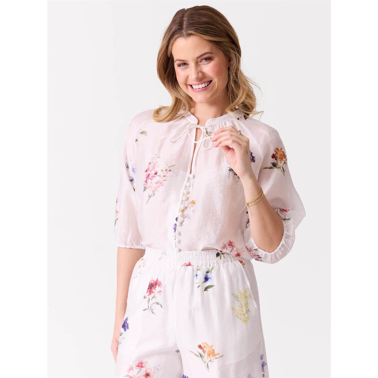Kelly Bluse