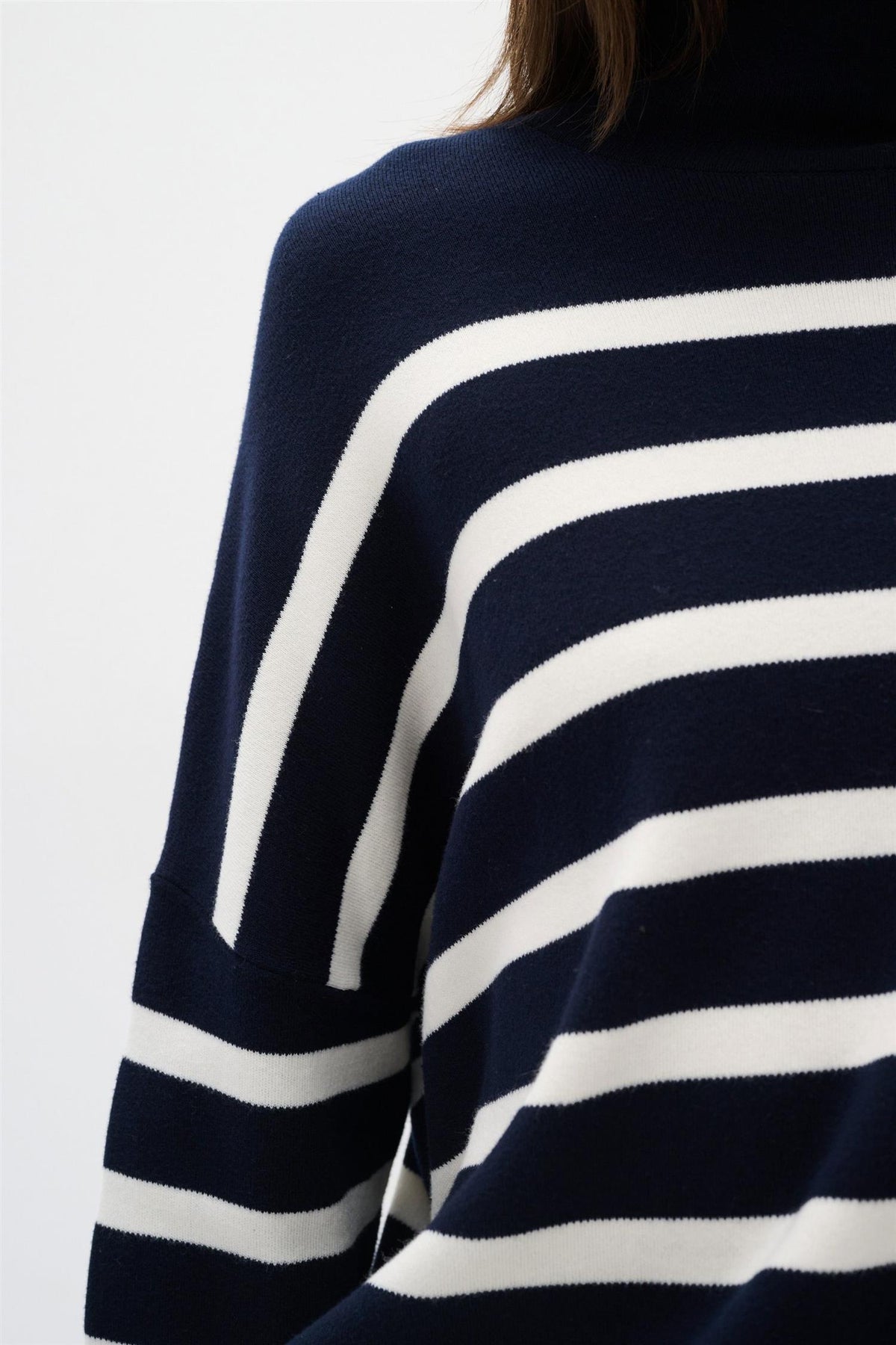 Tenleyiw Turtleneck Pullover