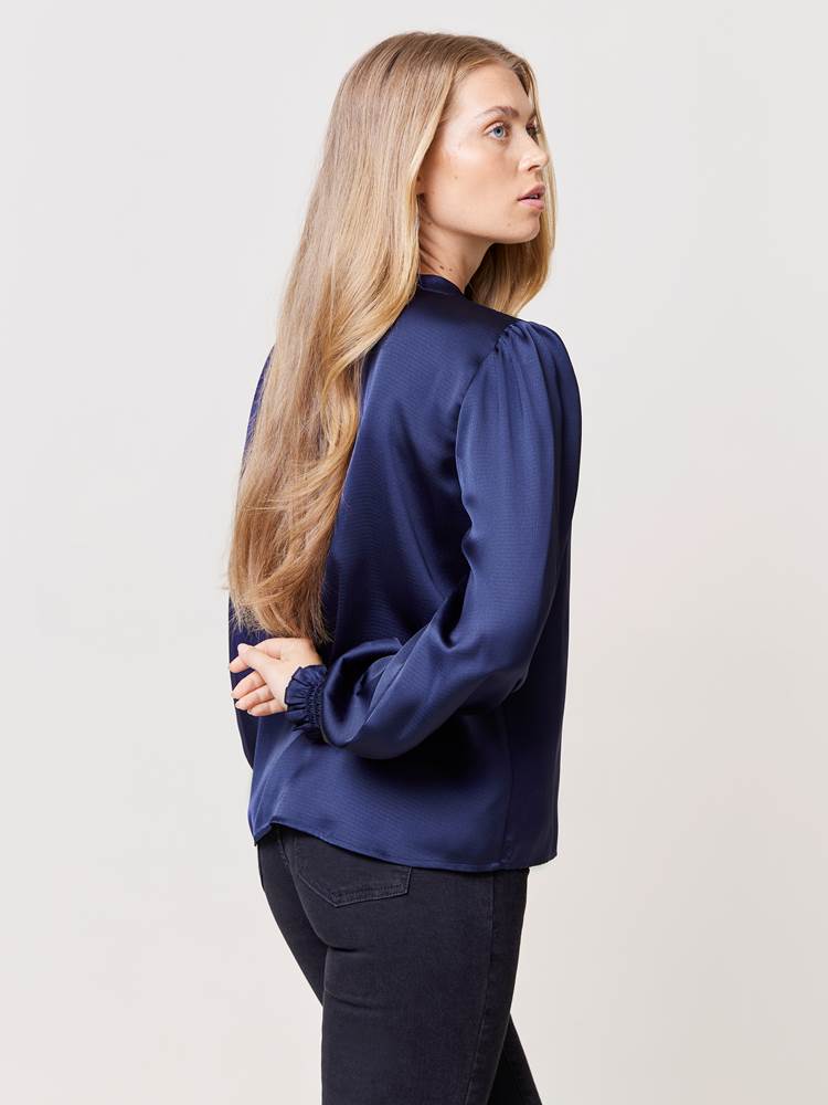 Leia bluse