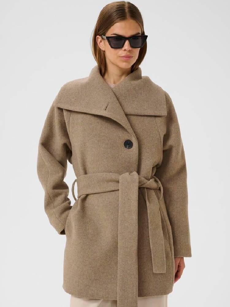 Yunahiw Collar Coat