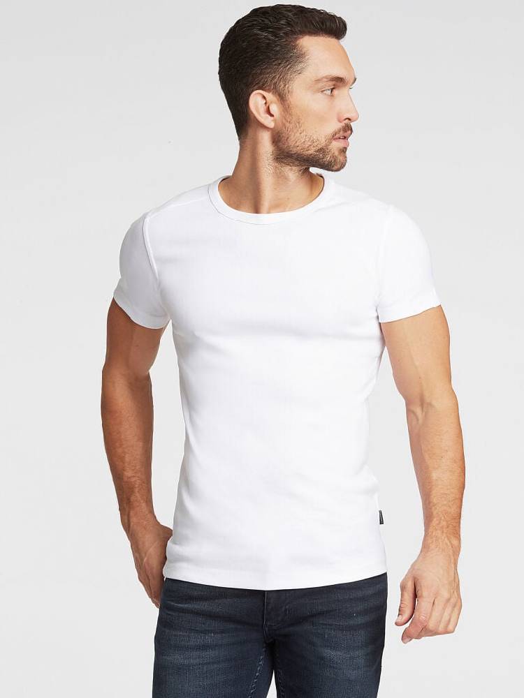 BASIC T-SHIRT