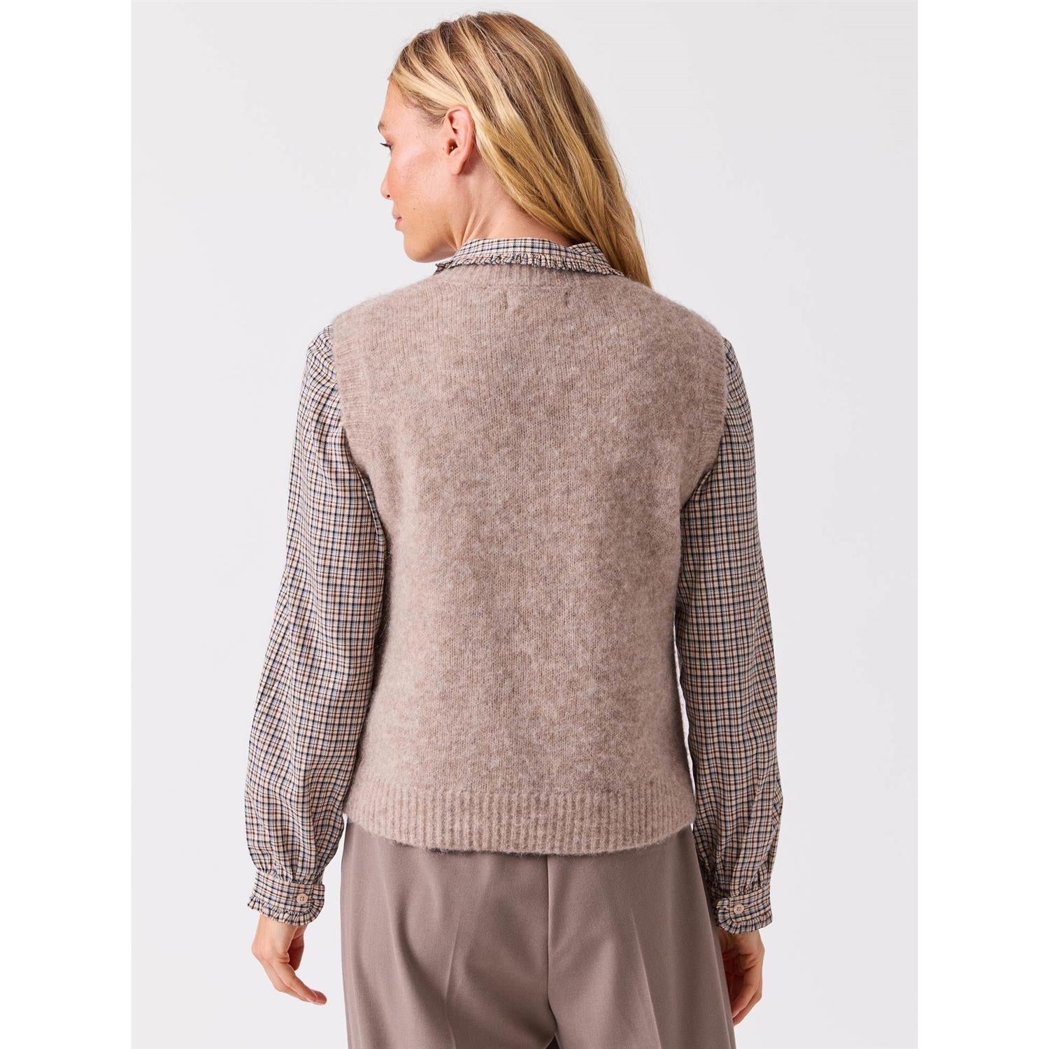 Dolly Vest