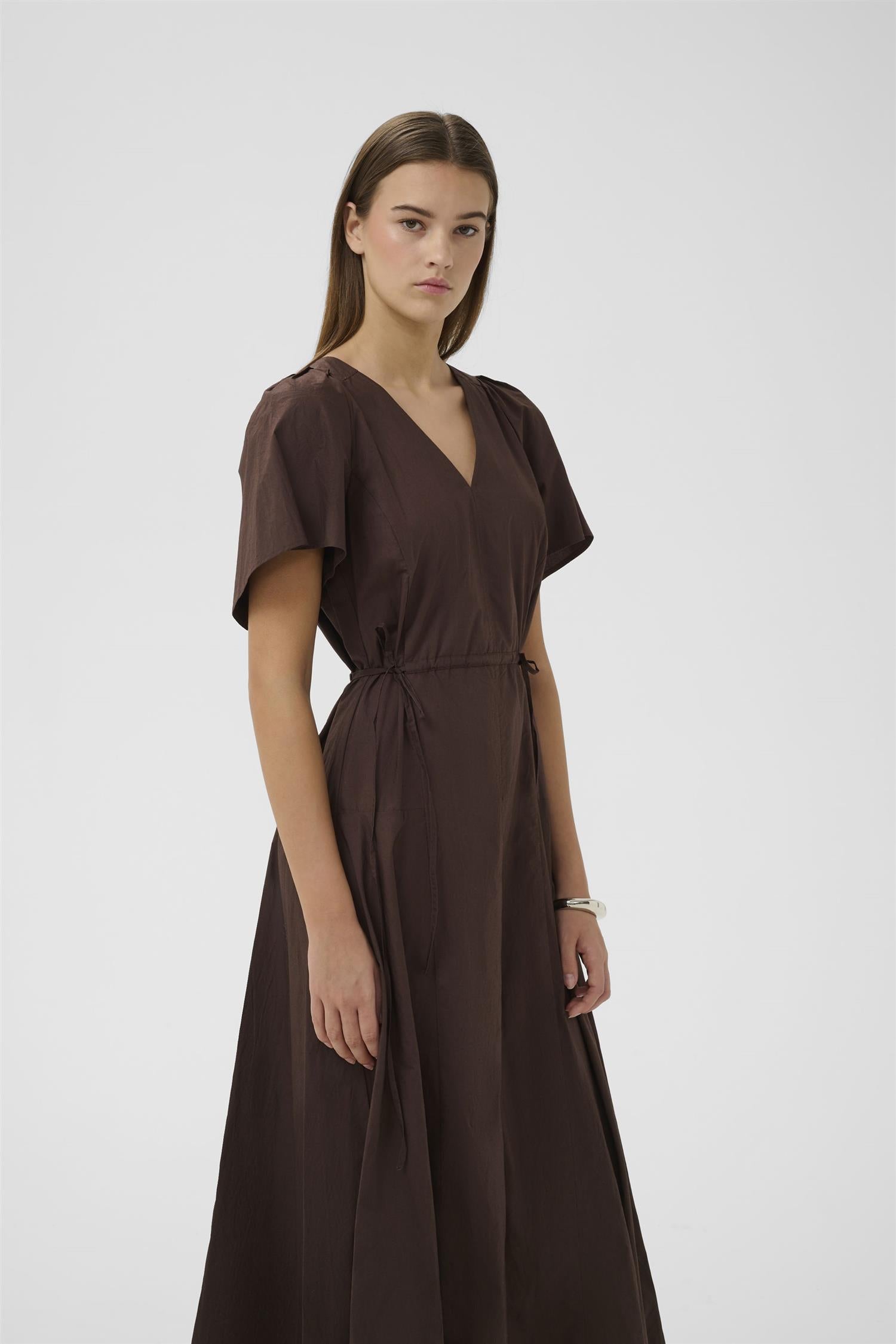 Raveniw Dress