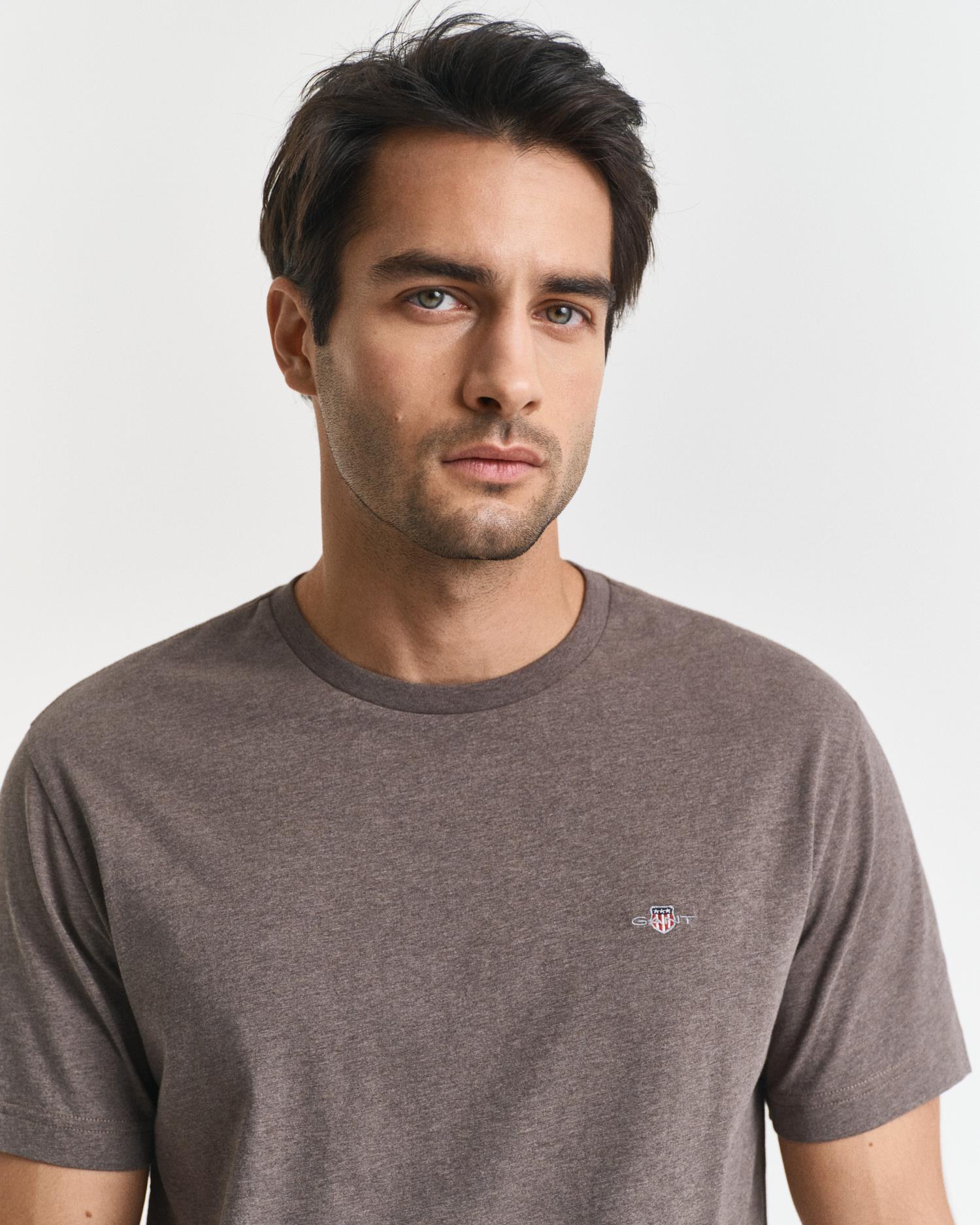 REG SHIELD SS T-SHIRT