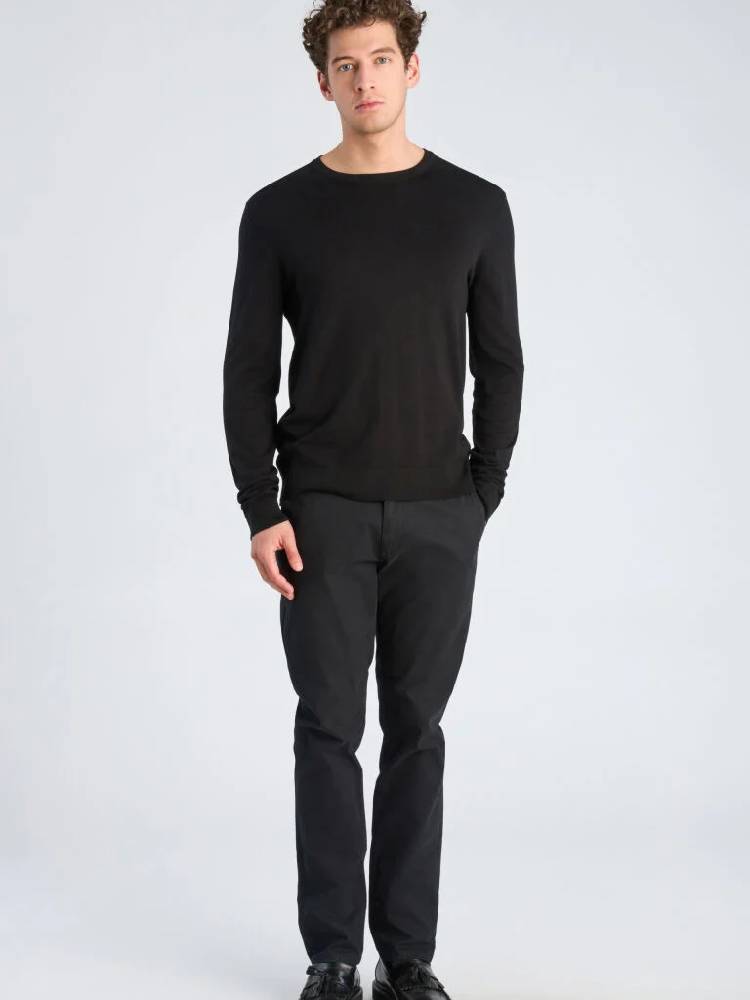 Soft Viscose Blend O-Neck Knit