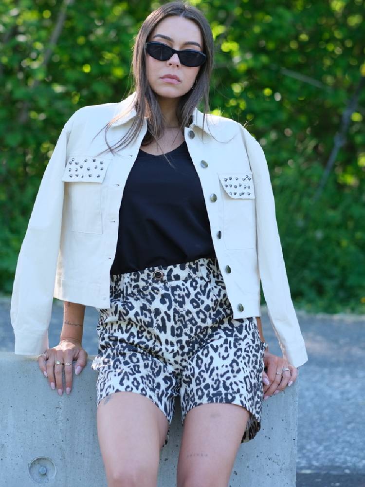 7541 Kalina shorts