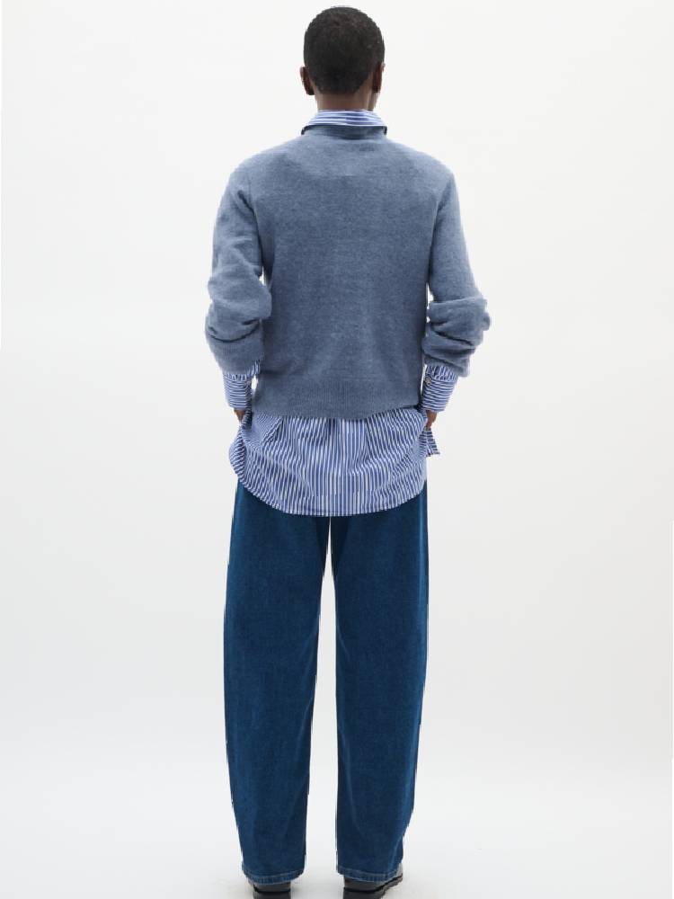Guniiw V-Neck