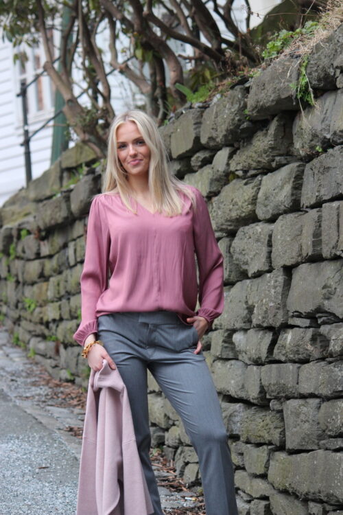 Lip Blouse
