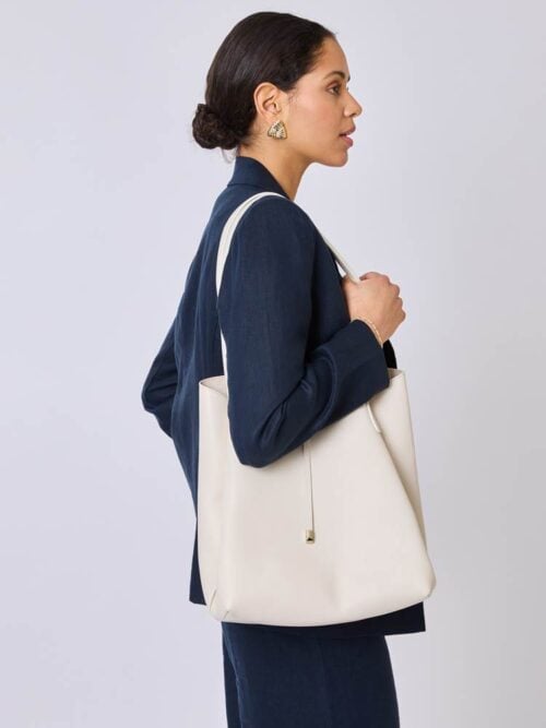 Bonnie shopper