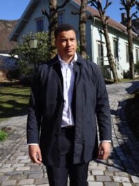 Water repellent mac coat