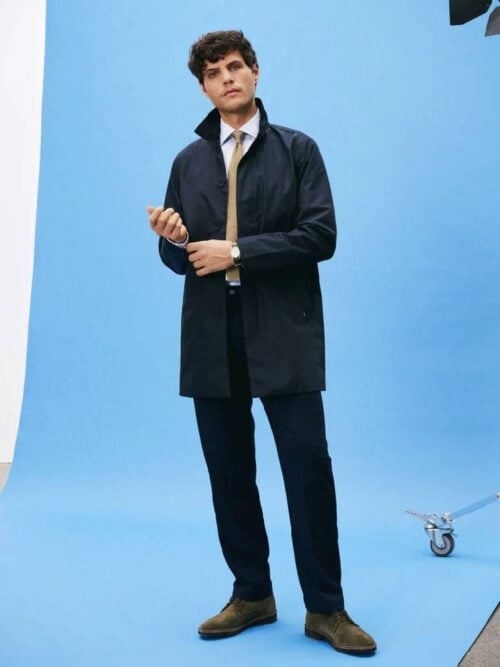 Water repellent mac coat