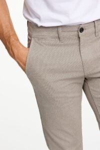 Structure superflex chinos