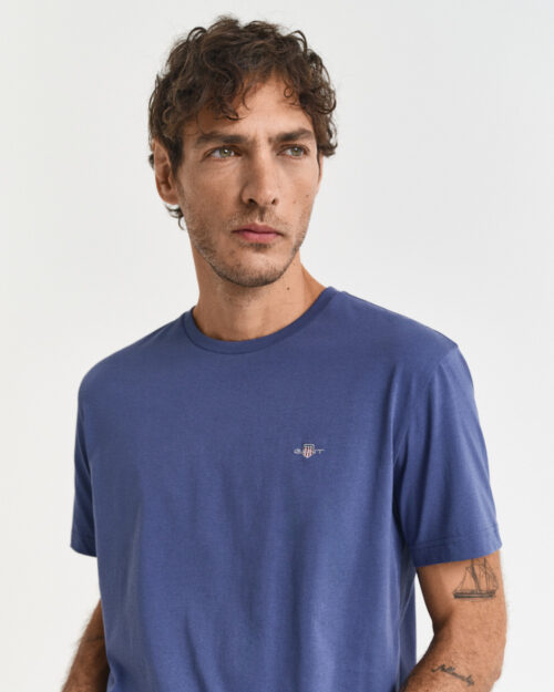 REG SHIELD SS T-SHIRT