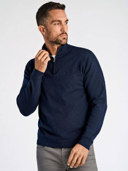 100% merino half zip knit