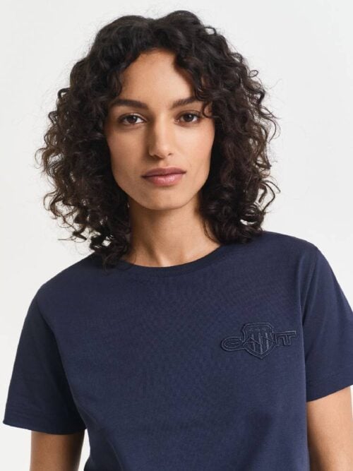 REG TONAL SHIELD SS T-SHIRT