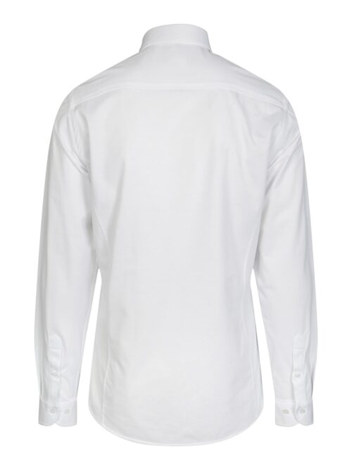 Leo Tailor fit