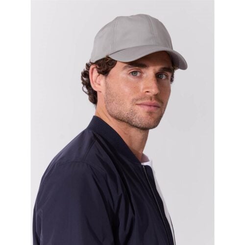 Leandro Caps