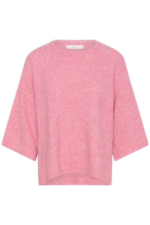 Guniiw Tee