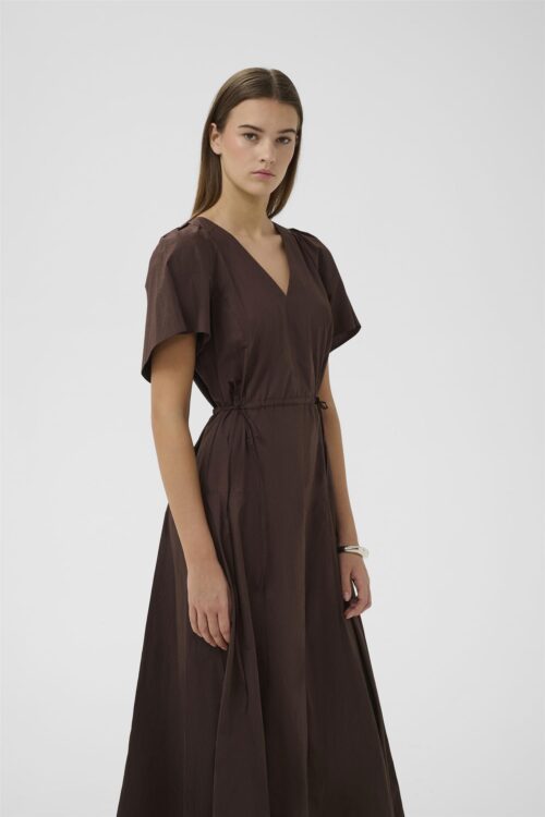 Raveniw Dress